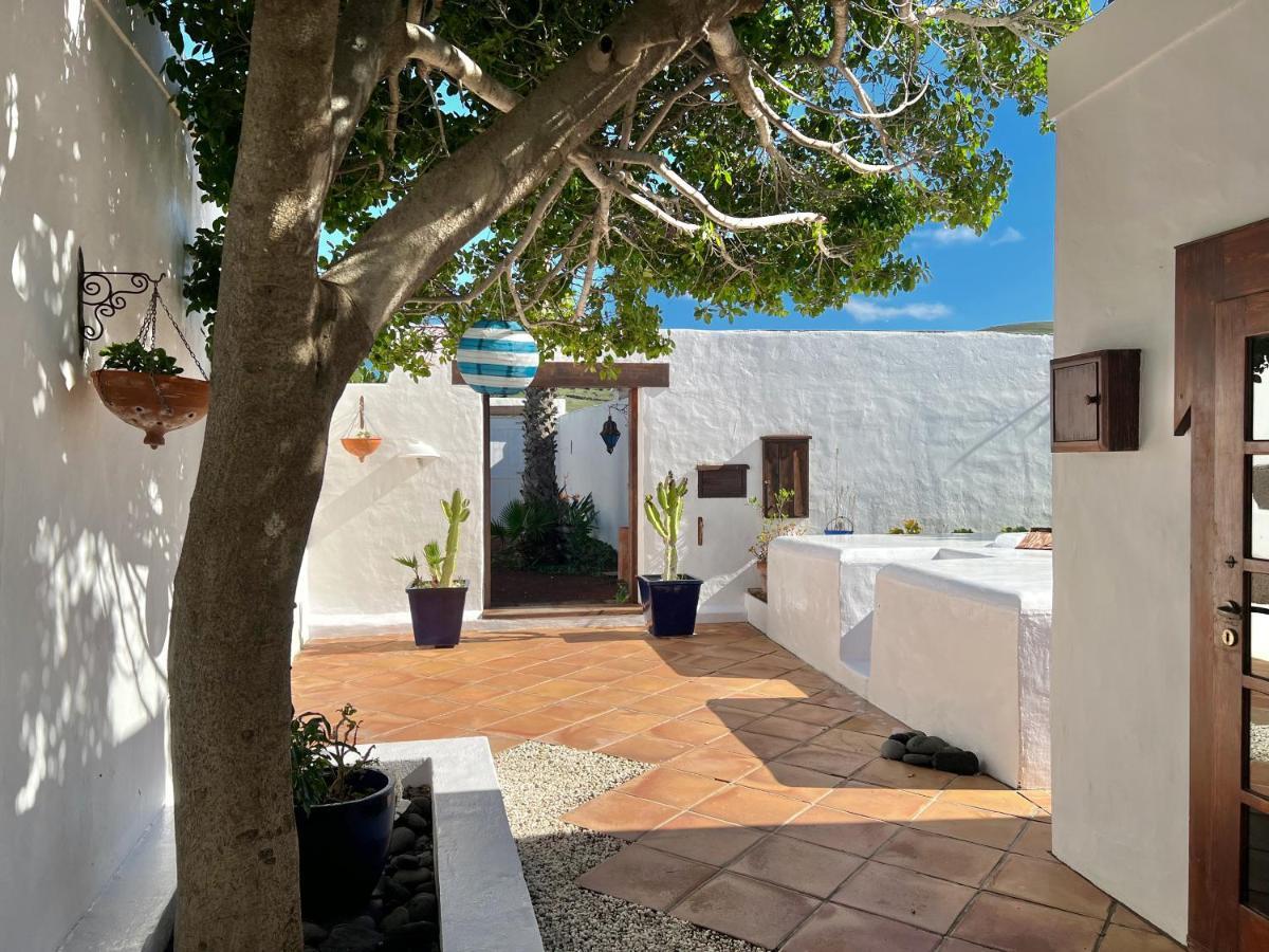 Stylish Getaway With Secluded Patio In Lava Finca Uga Exterior foto